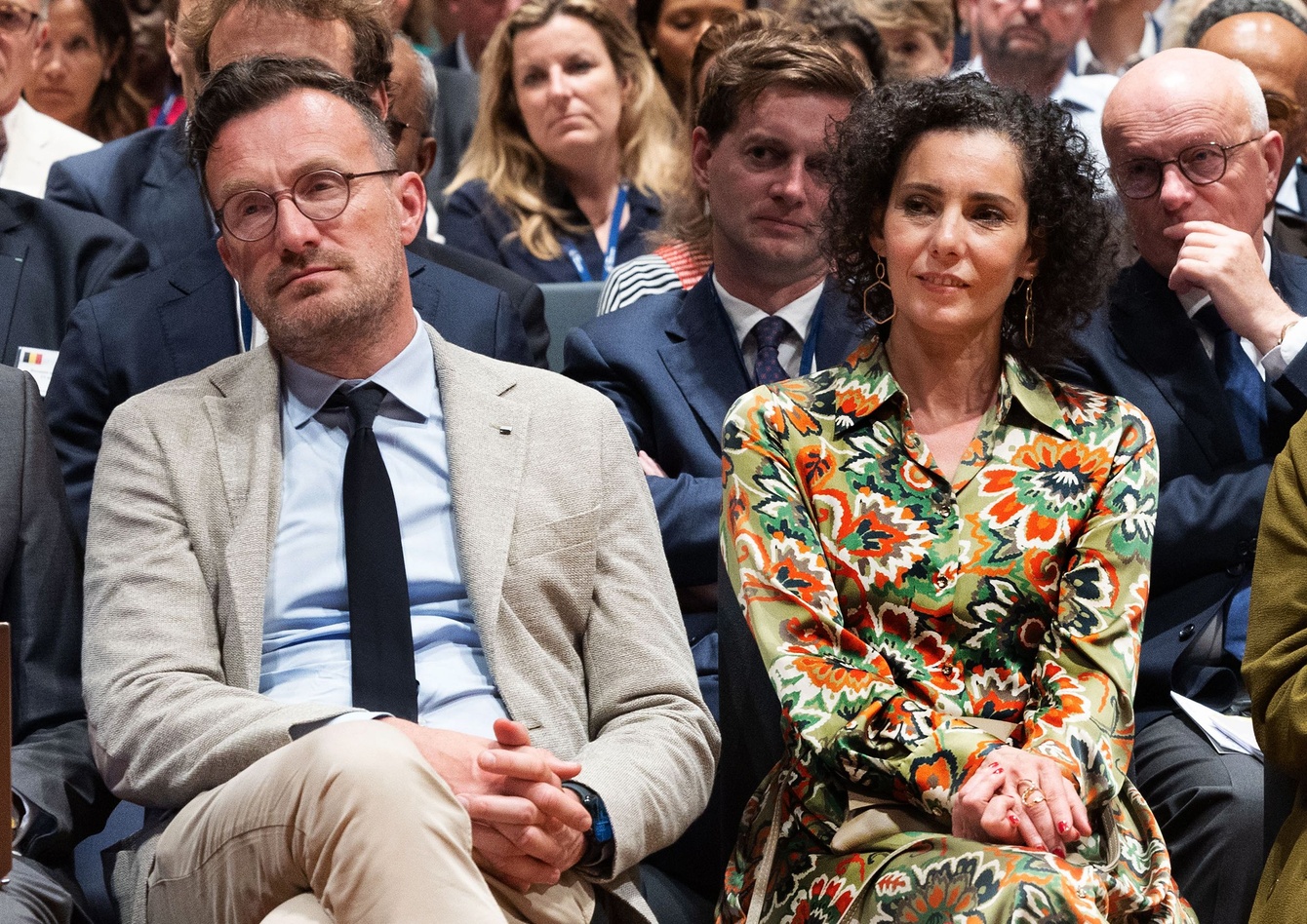 Ontslag Smet: N-VA en Vlaams Belang wijzen op verantwoordelijkheid ...