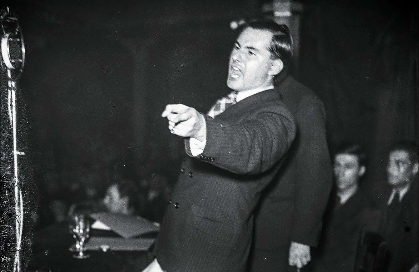 Beeldspraak: Léon Degrelle in maatpak | BRUZZ