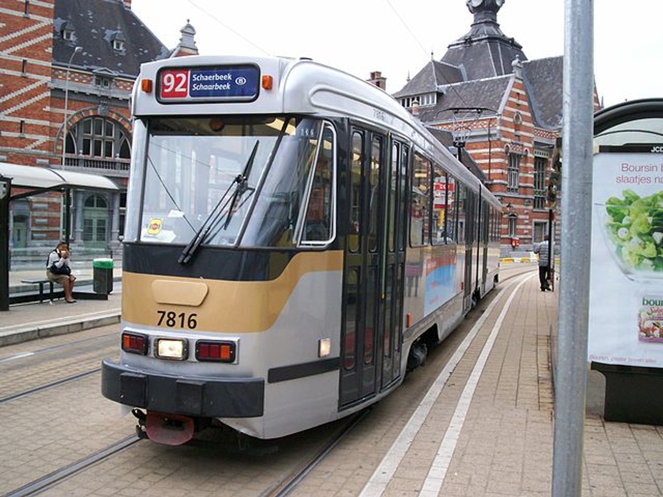 La Ligne De Tram 92 Interrompue Suite Un Affaissement De Terrain BRUZZ la-ligne-de-tram-92-interrompue-suite-un-affaissement-de-terrain-bruzz