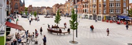 Het Koningin Astridplein, AKA Spiegelplein, in Jette