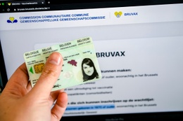 Op de website Bruvax van de Gemeenschappelijke Gemeenschapscommissie krijgen Brusselaars nu het invoeren van hun rijksregisternummer en hun postcode een afspraak voor een eerste en tweede coronavaccin
