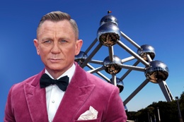 Montage Daniel Craig James Bond voor Atomium 