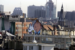Projectontwikkelaars Atenor en BPI bergen hun plannen op om van het Kuifje-blok aan het Zuidstation een nieuwe kantoortoren te maken