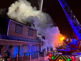 Brusselse brandweer helpt collega's in Sint-Genesius-Rode bij zware woningbrand