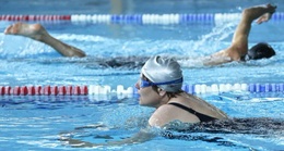 8367ab69-20200923zwembadzwemmenzwemsportlichaamsbeweginggezondheidbaantjestrekkencphotonews.jpg