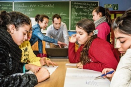 OPINIE SCHOOL BRUZZ ACTUA 1605