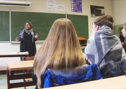 middelbaar onderwijs volwassenen tieners leerlingen studeren diversiteit Etterbeek