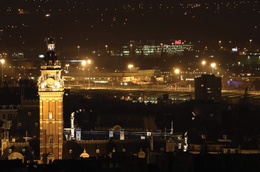 Sint-Gillis nachtbeeld stadhuis luchtbeeld gevangenis