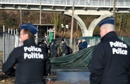 "Stop maxi-prison Haren now": activisten blokkeren de werf van de gevangenis in Haren aan Keelbeek