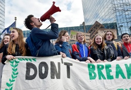 21 februari 2019: 'Spijbelen voor het klimaat', een initiatief van Youth For Climate, voor de zevende donderdag op rij