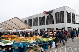 Foodmet, de markt op de site van Abattoir, aan de slachthuizen van Anderlecht in Kuregem