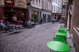 30 ilot sacré beenhouwersstraat restaurant terras toerist toerisme toeristen