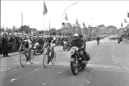 20190902 25 april 1965 Edward Sels wint voor Roger Verheyden Parijs-Brussel
