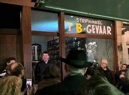 Heropening van stripwinkel Het B-gevaar in maart 2017 met Sven Gatz