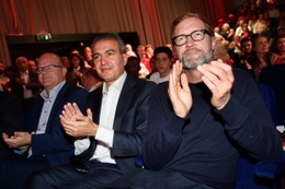 Emir Kir en Paul Magnette op het partijcongres van de PS van 24 september 2016