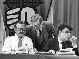 1 mei 1980: PS-congres met André Cools, Philippe Moureaux en Guy Cudell, burgemeester van Sint-Joost sinds 1953