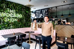 Horeca Mister Li The Advocado Show BRUZZ ACTUA 1700
