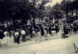 Voeding in de stad: de aardbeienmarkt in Schepdaal in de jaren 1950