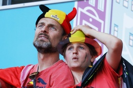 Supporters van de Belgische nationale voetbalploeg tijdens de tweede groepswedstrijd van Euro 2020 op 17 juni 2021 DE Rode Duivels wonnen in Kopenhagen met 1-2 gewonnen tegen Denemarken