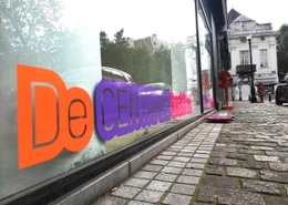 20210906 Het kunstcentrum Centrale for Contemporary Art op het Sint-Katelijneplein breidt uit met de ruimte van het vroegere kapsalon Savagan 2 2500px