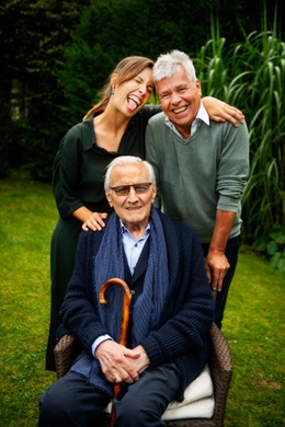 Drie generaties Anciaux: Bert Anciaux, zijn dochter, en Vic Anciaux