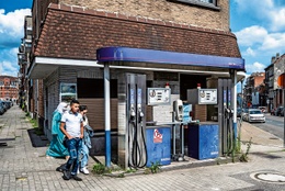Het tankstation aan de Jean Jacquetstraat in Koekelberg 