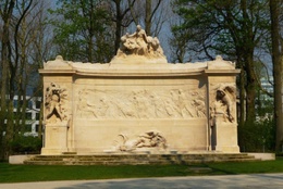Monument voor de Belgische pioniers in Congo in het Jubelpark (Thomas Vinçotte, 1921)