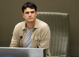 Conner Rousseau, voorzitter van Vooruit, in het Vlaams parlement