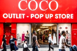 Nieuwstraat: outlet en pop upstores.