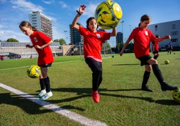 1802 Meisjesvoetbal RWDM 25 bewerkt