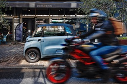 De microcar, volgens voorstanders dé oplossing voor het mobiliteitsprobleem in Brussel enandere grootsteden