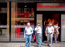 Carrefour BRUZZ ACTUA 1573