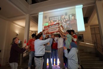 Brussel Helpt Spaghettislag bij NAKAMA 8