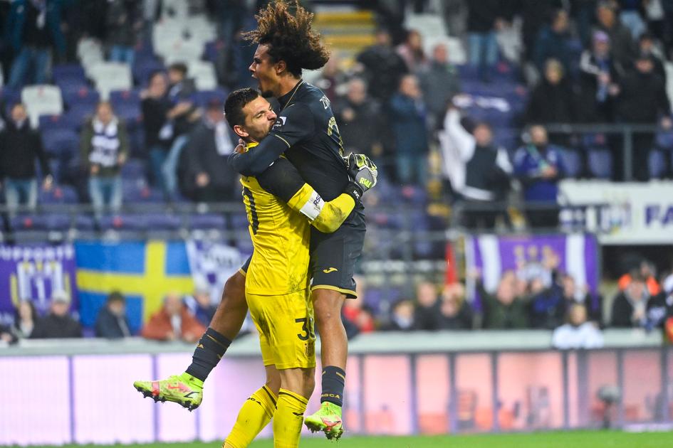 OFFICIEEL: Jonge verdediger verlaat RSC Anderlecht voor Oud-Heverlee Leuven