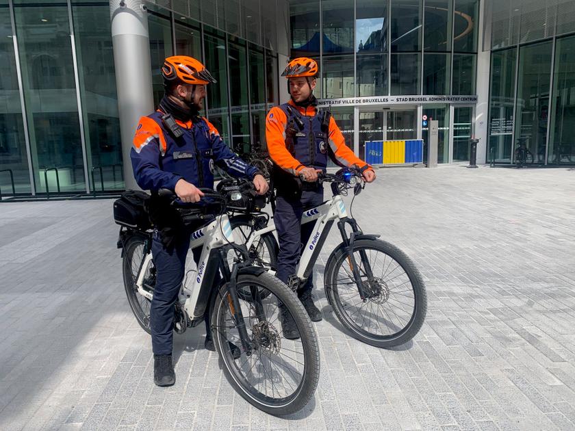 Politie zet speedpedelecs in voor interventies | BRUZZ