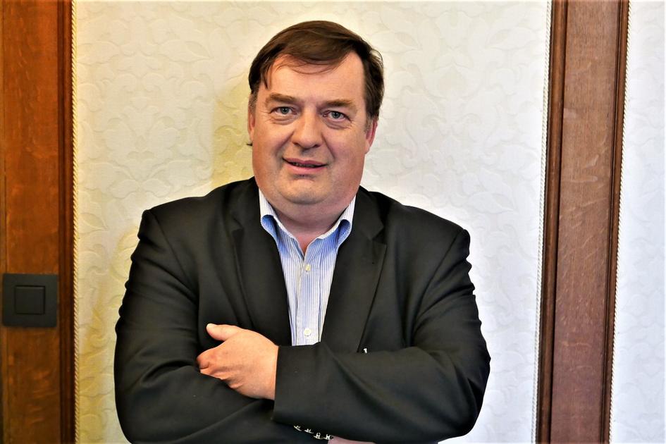 PVDA が管轄する地方自治体にはお金がないのですか? 「モーレンベーク氏とヴォルスト氏はすでに後見監督下にある」
