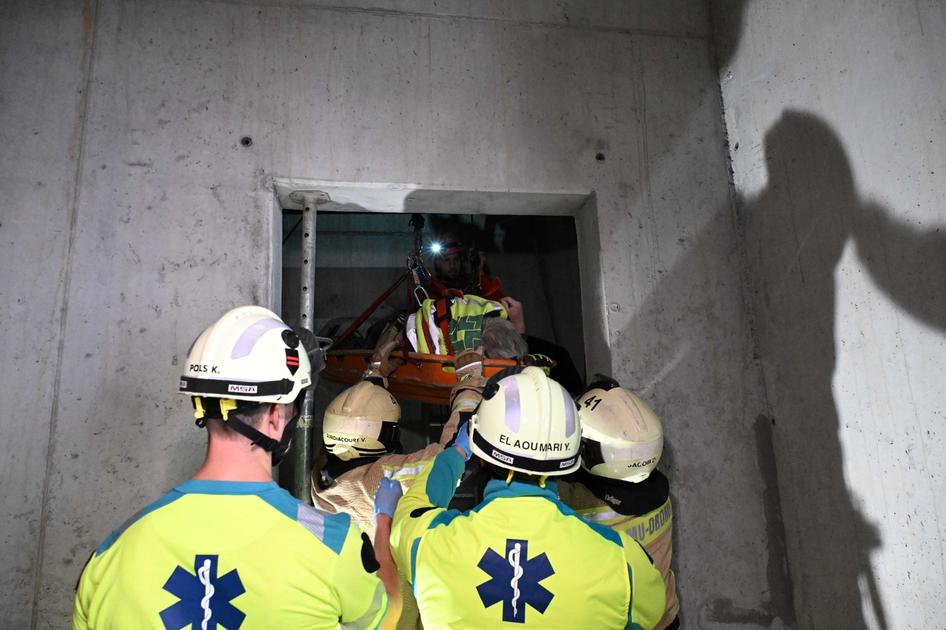 Arbeider valt in liftschacht op werf in Sint-Joost-ten-Node