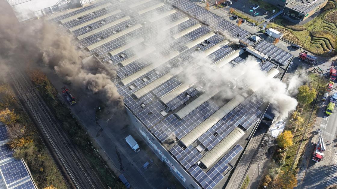 Brand in Ganshoren nog niet geblust: vrijdag geen treinen meer tussen Jette en Ternat