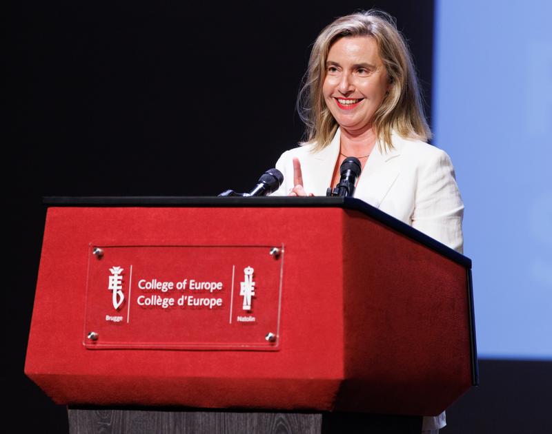 Federica Mogherini en twee anderen formeel in verdenking gesteld voor fraude aanbesteding