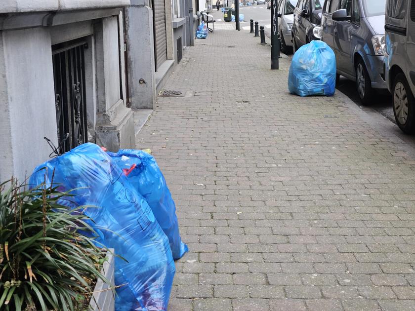 Heel wat vuilniszakken niet opgehaald door steunstaking bij Net Brussel