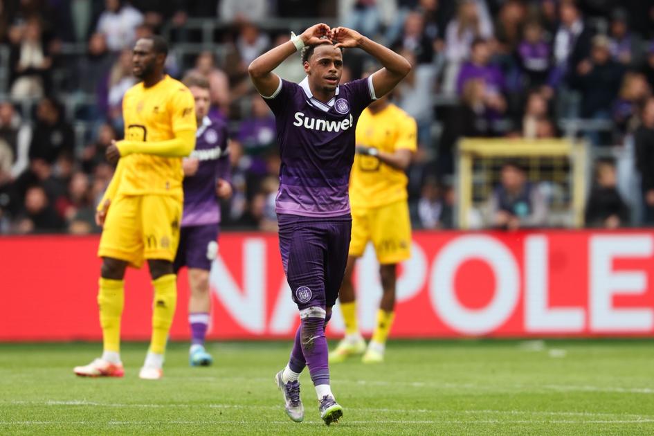 Anderlecht pakt in extremis een punt tegen KV Mechelen en behoudt vierde plaats
