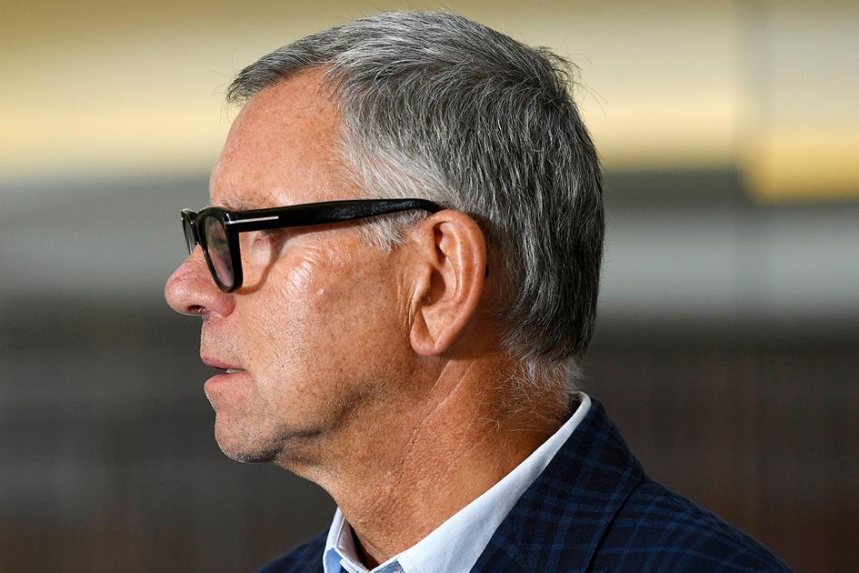 Alain Courtois stapt volledig uit politiek ‘Ik wil acteur worden’ BRUZZ