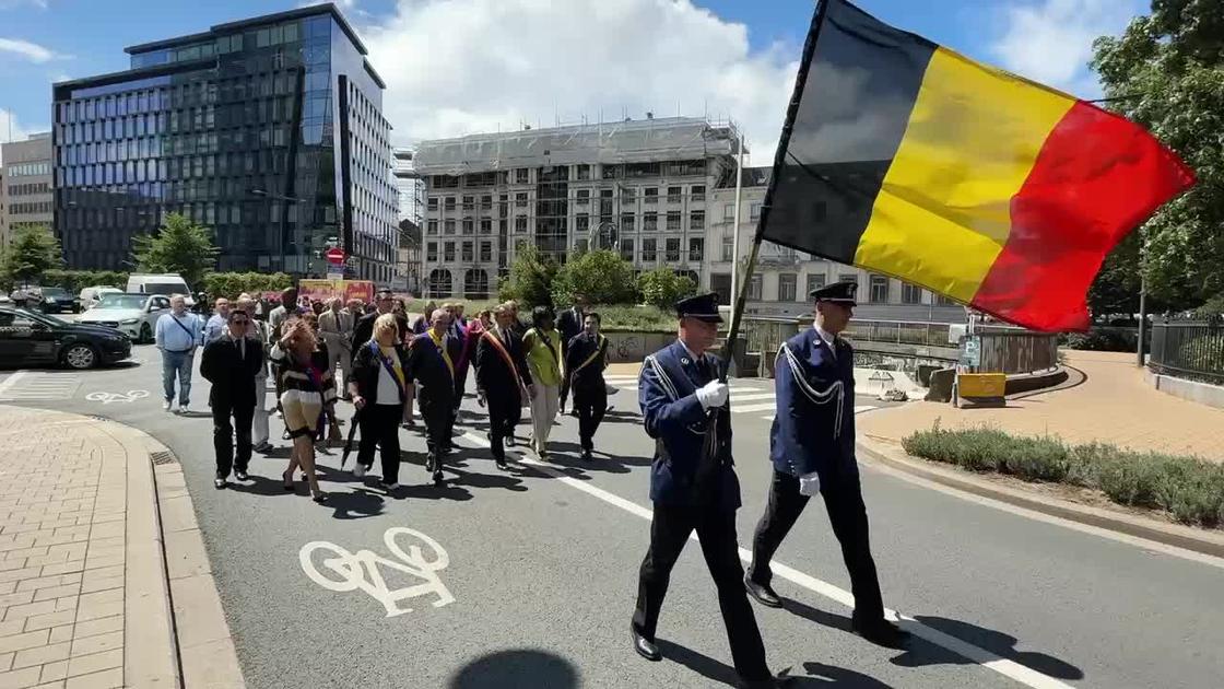 Optocht in Sint-Joost ter ere van gesneuvelden wereldoorlogen