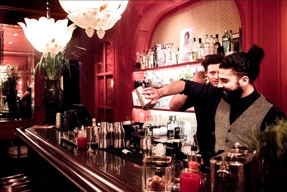 Café: Alice Cocktail Bar | BRUZZ