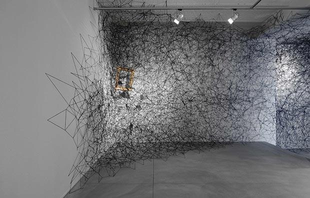 The connective tissue of installation artist Chiharu Shiota | BRUZZ