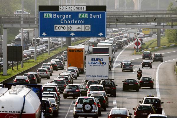 Zuigeling Petulance heerlijkheid Dodelijk ongeval op Brusselse ring in Anderlecht | BRUZZ