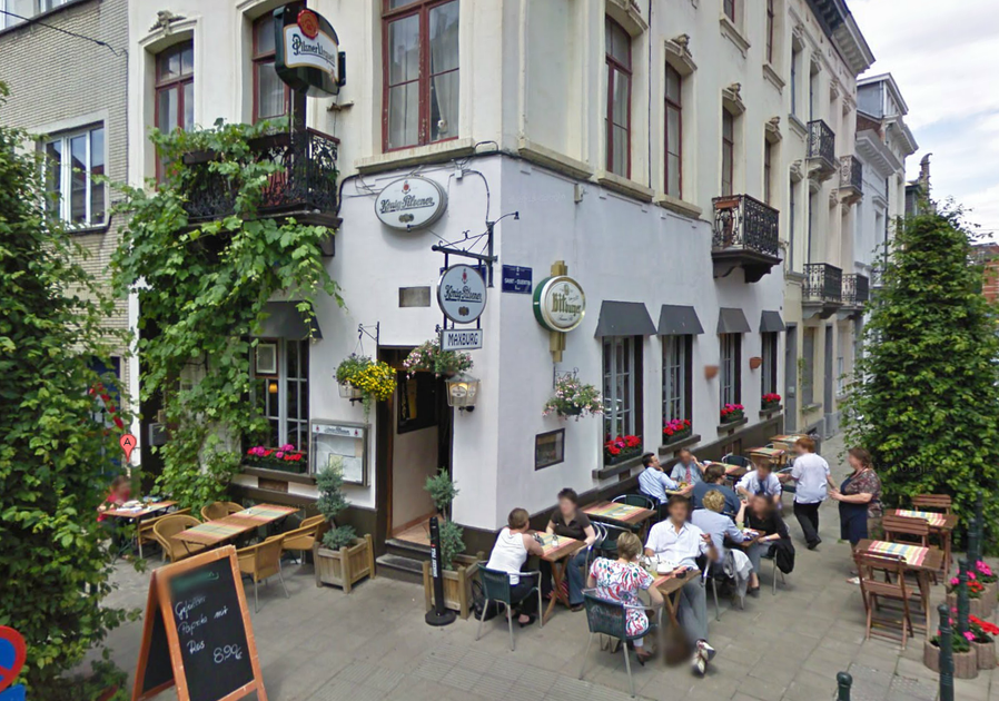 Duits restaurant Maxburg zwaar beschadigd na brand | BRUZZ